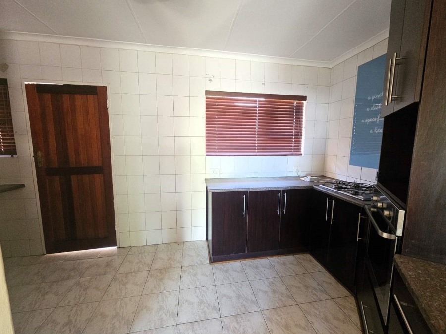 3 Bedroom Property for Sale in Pentagon Park Free State